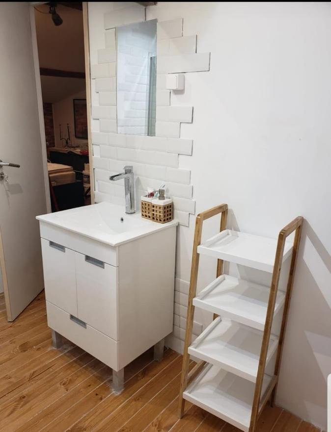 Room With Private Wc With Free Parking Сasa de vacaciones