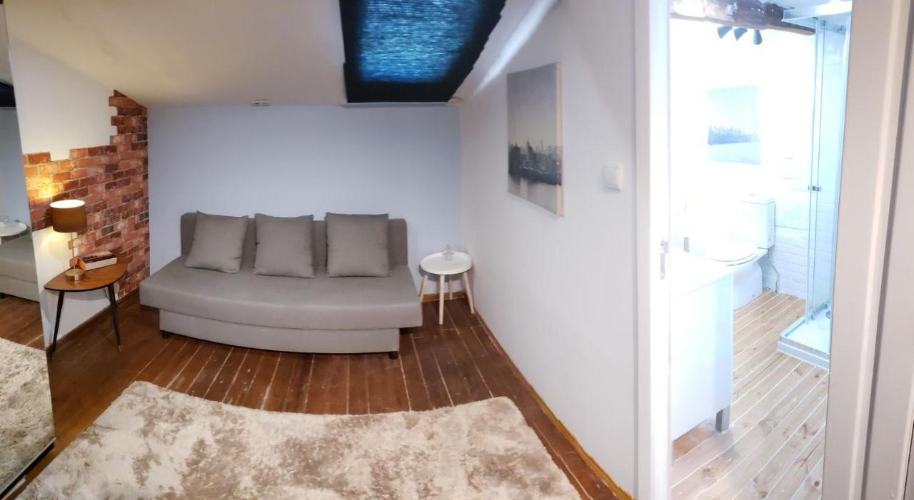 Room With Private Wc With Free Parking * Lisboa
